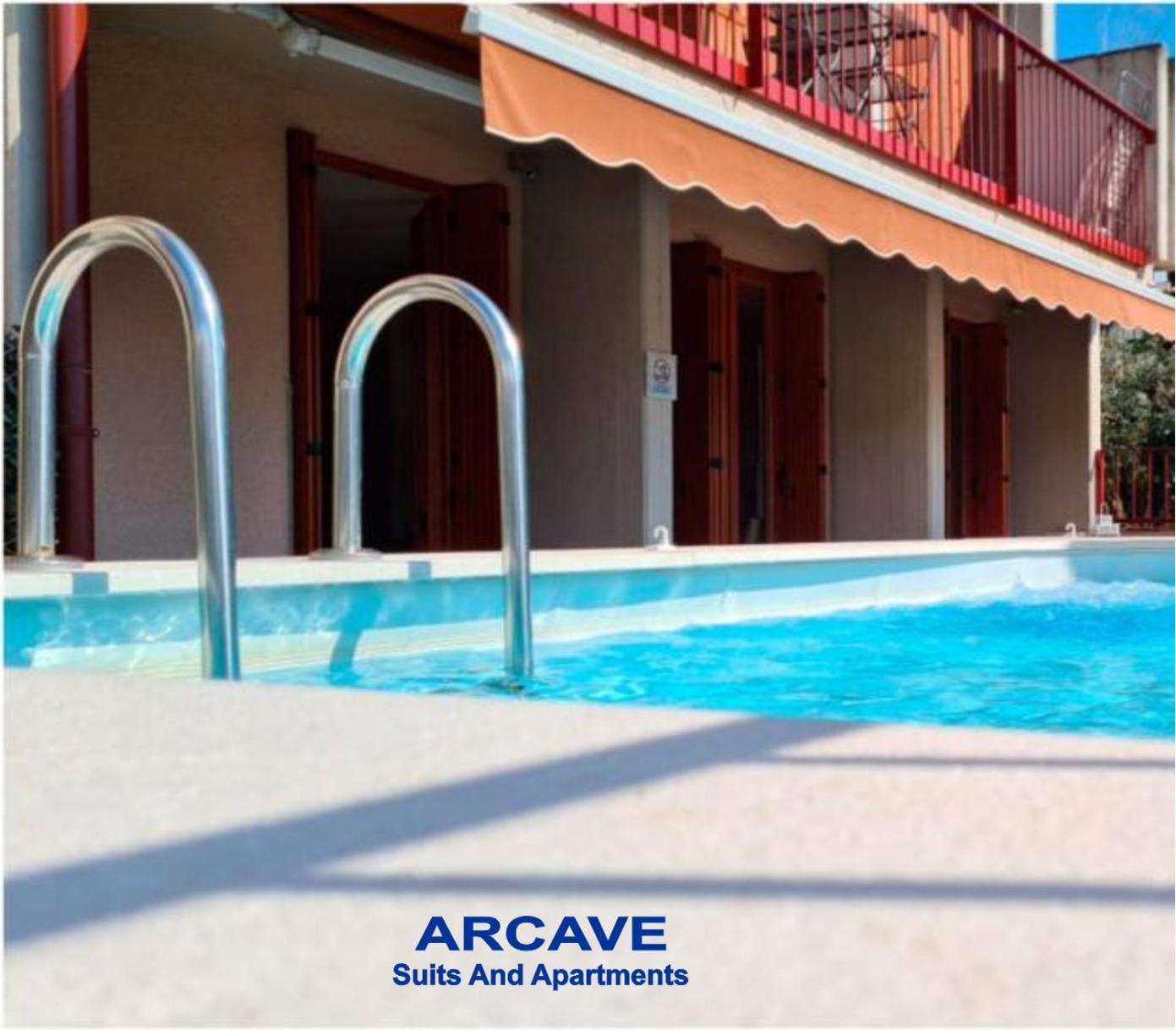 Arcave Luxury Apartment Сирмионе Экстерьер фото